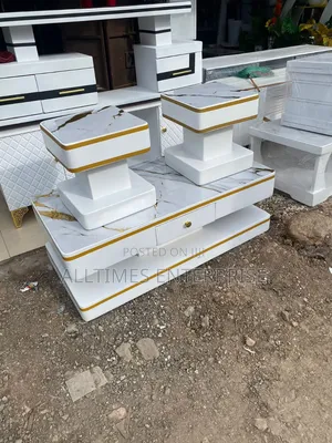 Executive White Marble Coffee Table With Stools