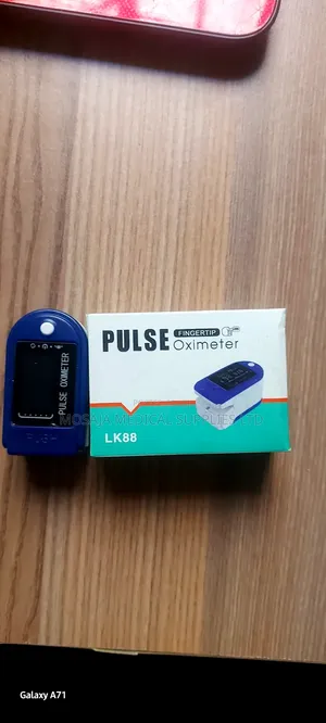Fingertip Pulse Oximeter