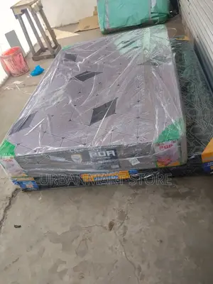 Jumbo Poa Plain Mattress High Density