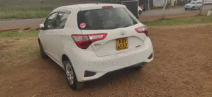 Toyota Vitz 2018 White