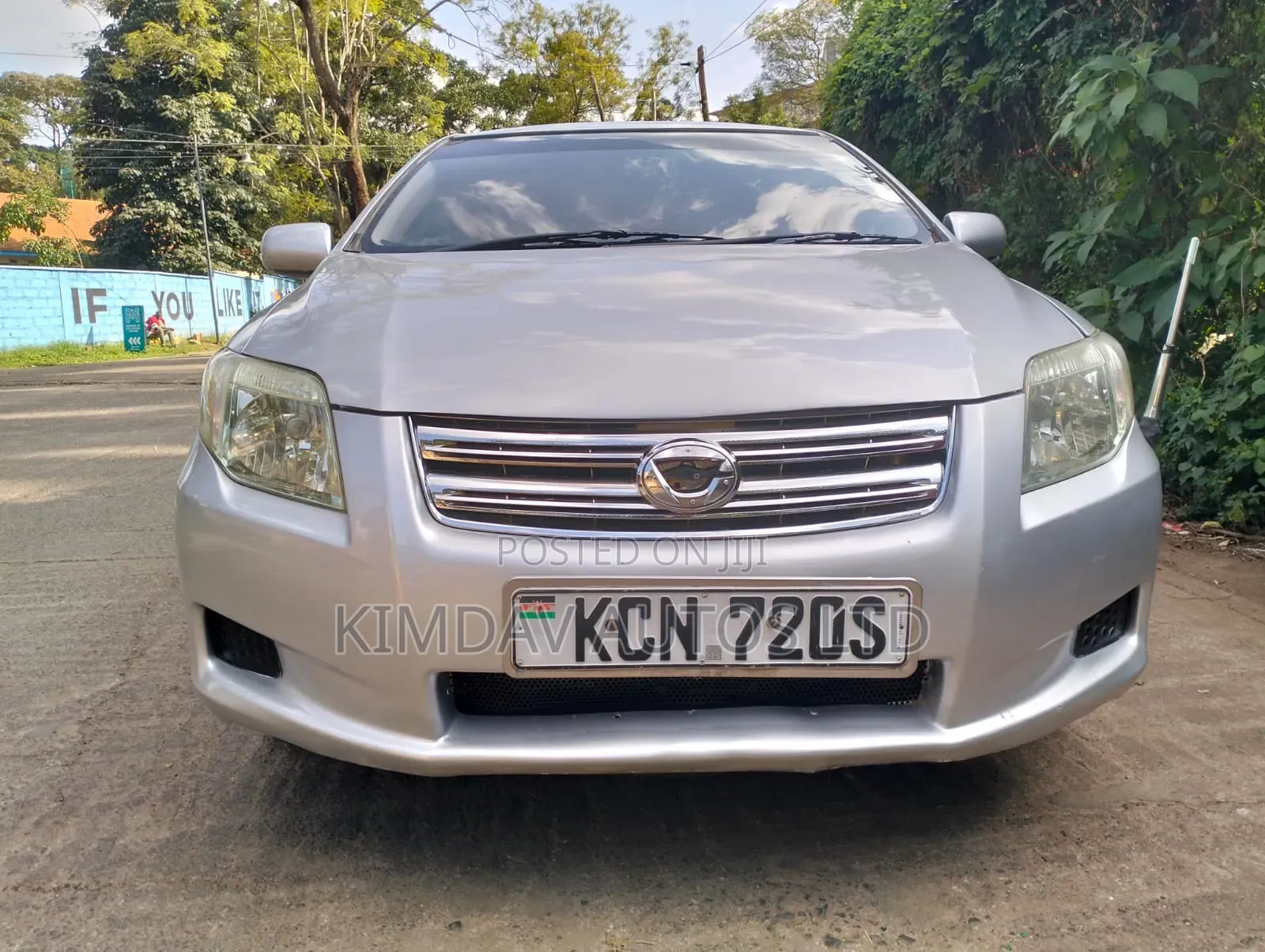 Toyota Axio 2010 Silver