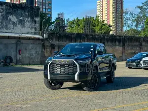Toyota Hilux 2019 Black