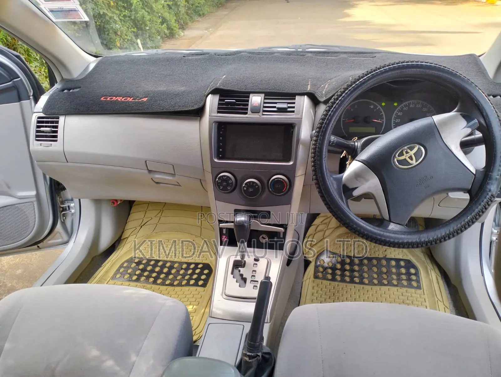 Toyota Axio 2010 Silver