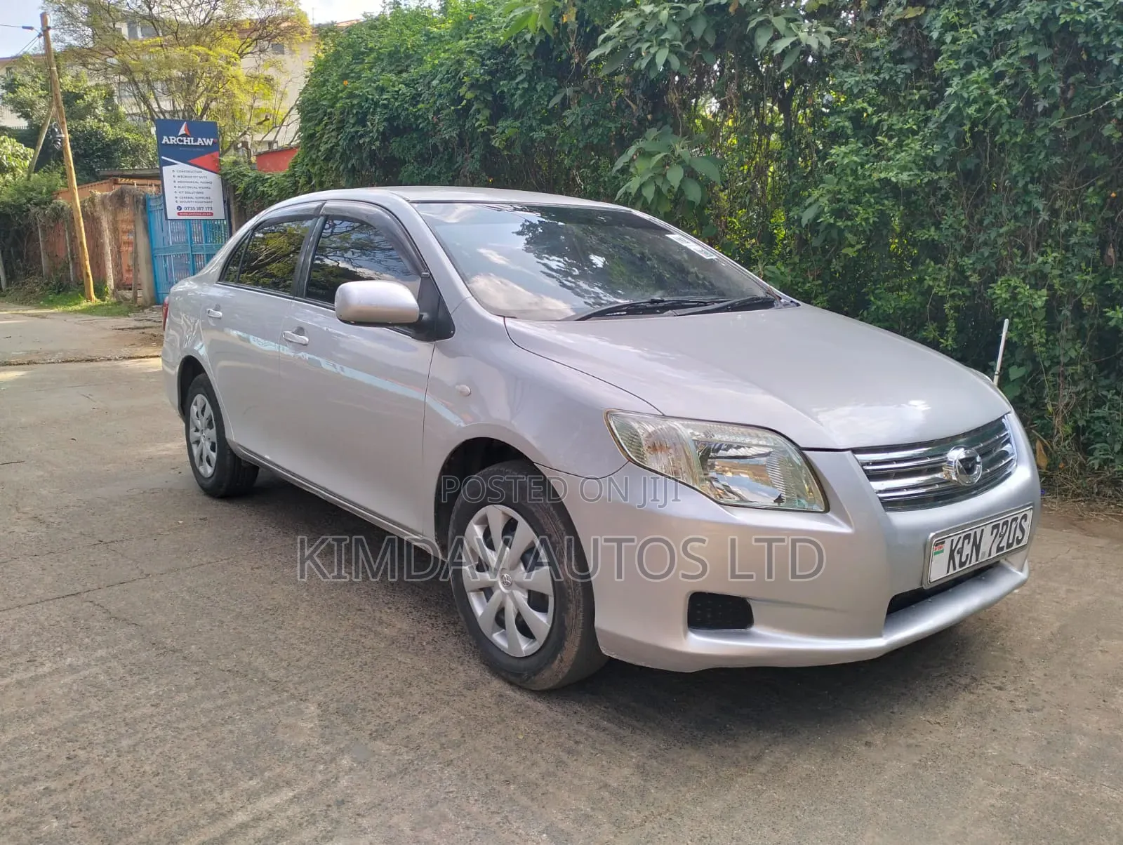 Toyota Axio 2010 Silver
