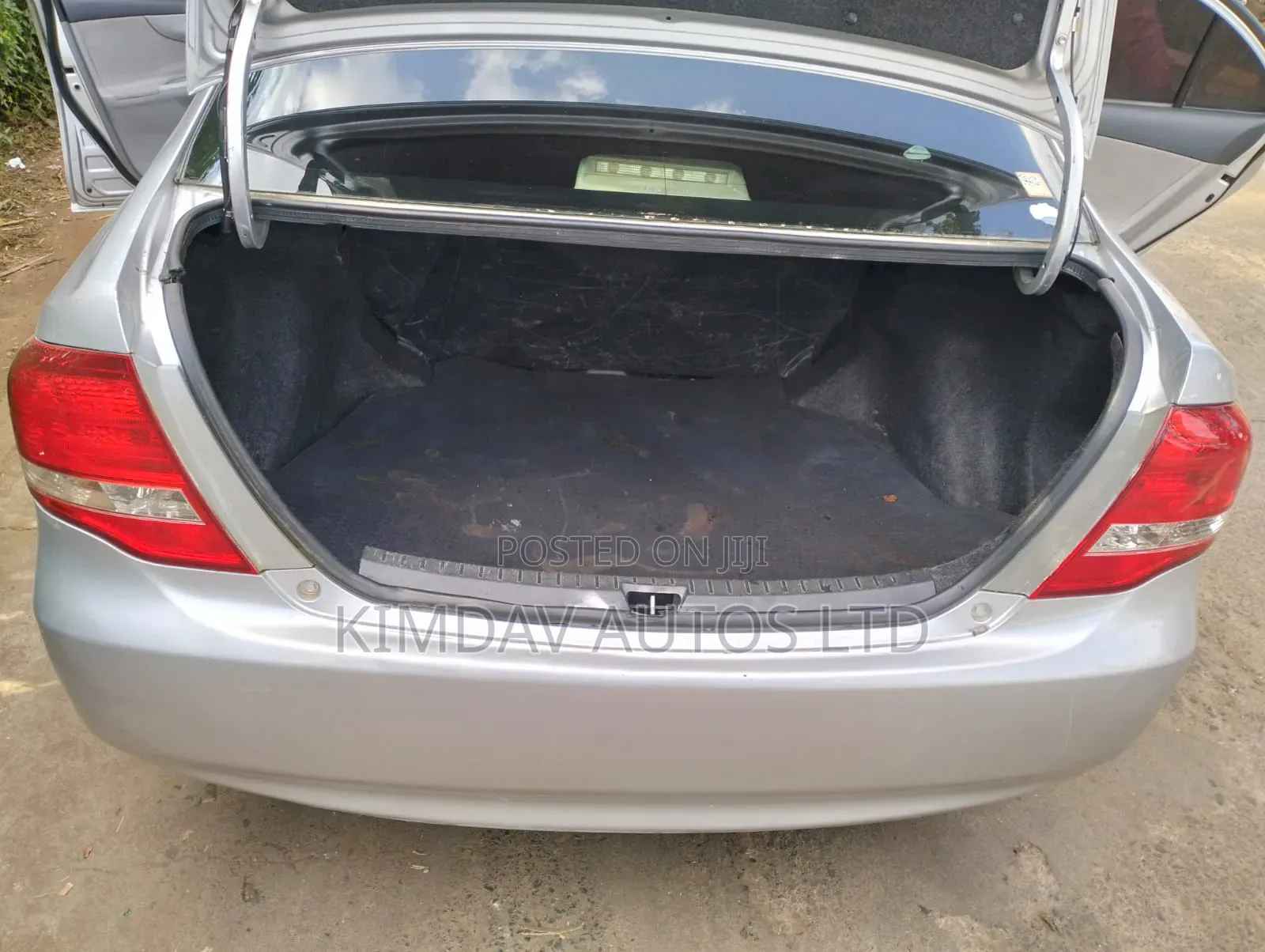 Toyota Axio 2010 Silver