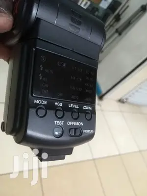 Superior Sony Speedlite/Flash