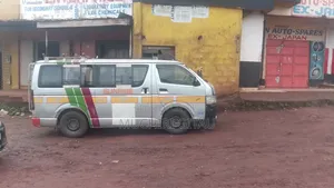 Toyota HiAce 2009 Grey