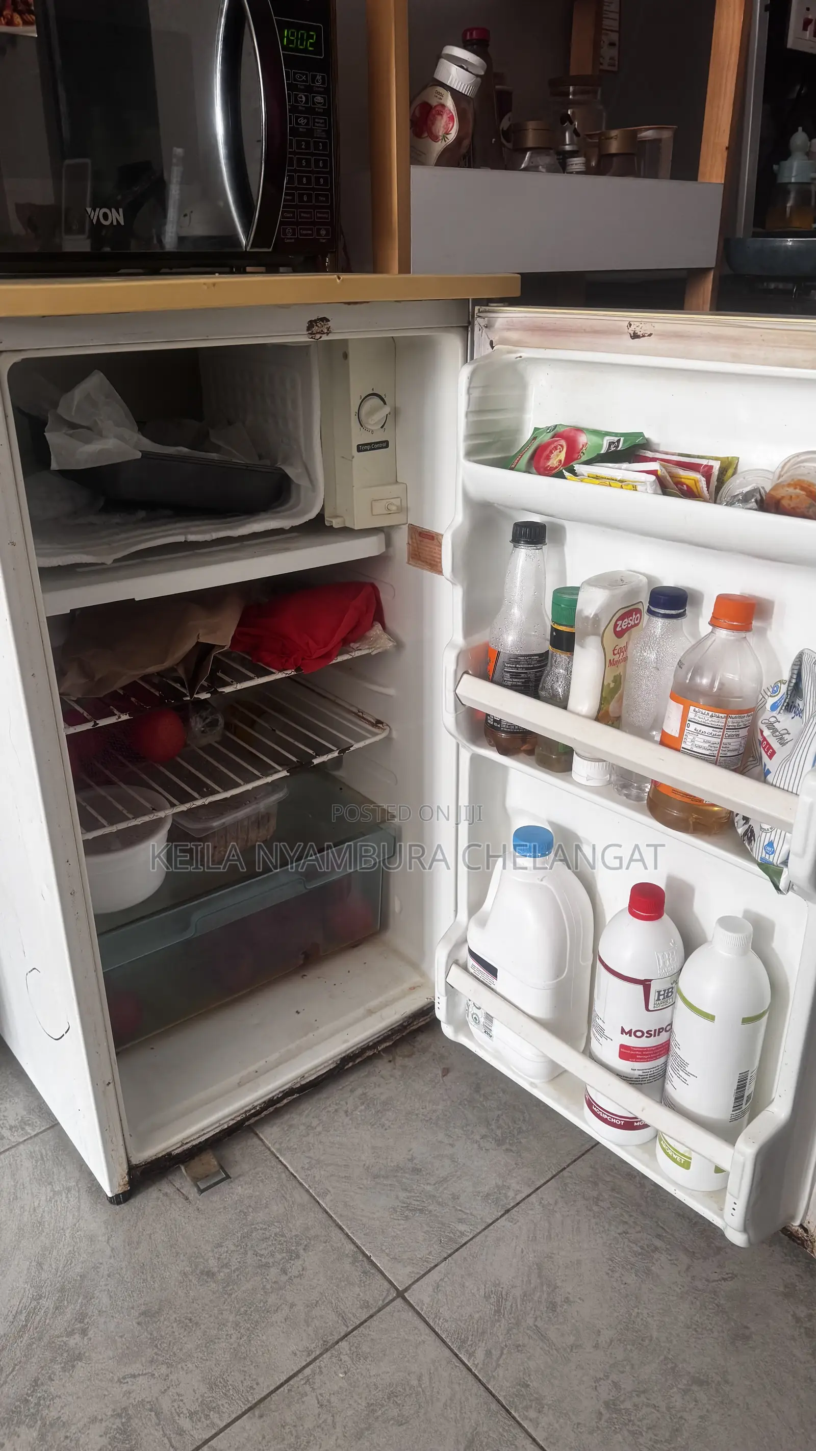LG Fridge 130liters