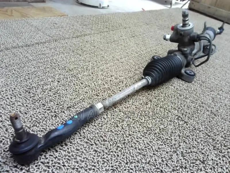 Toyota Isis Steering Rack
