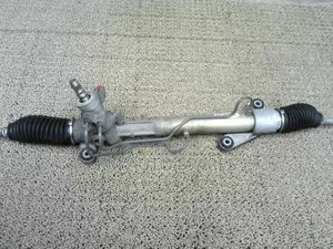 Toyota Isis Steering Rack