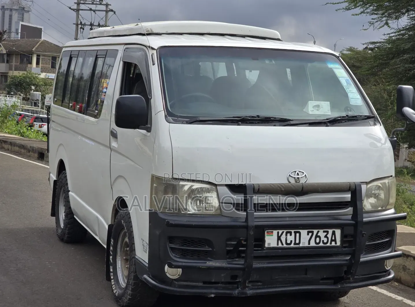 Toyota HiAce 2007 White