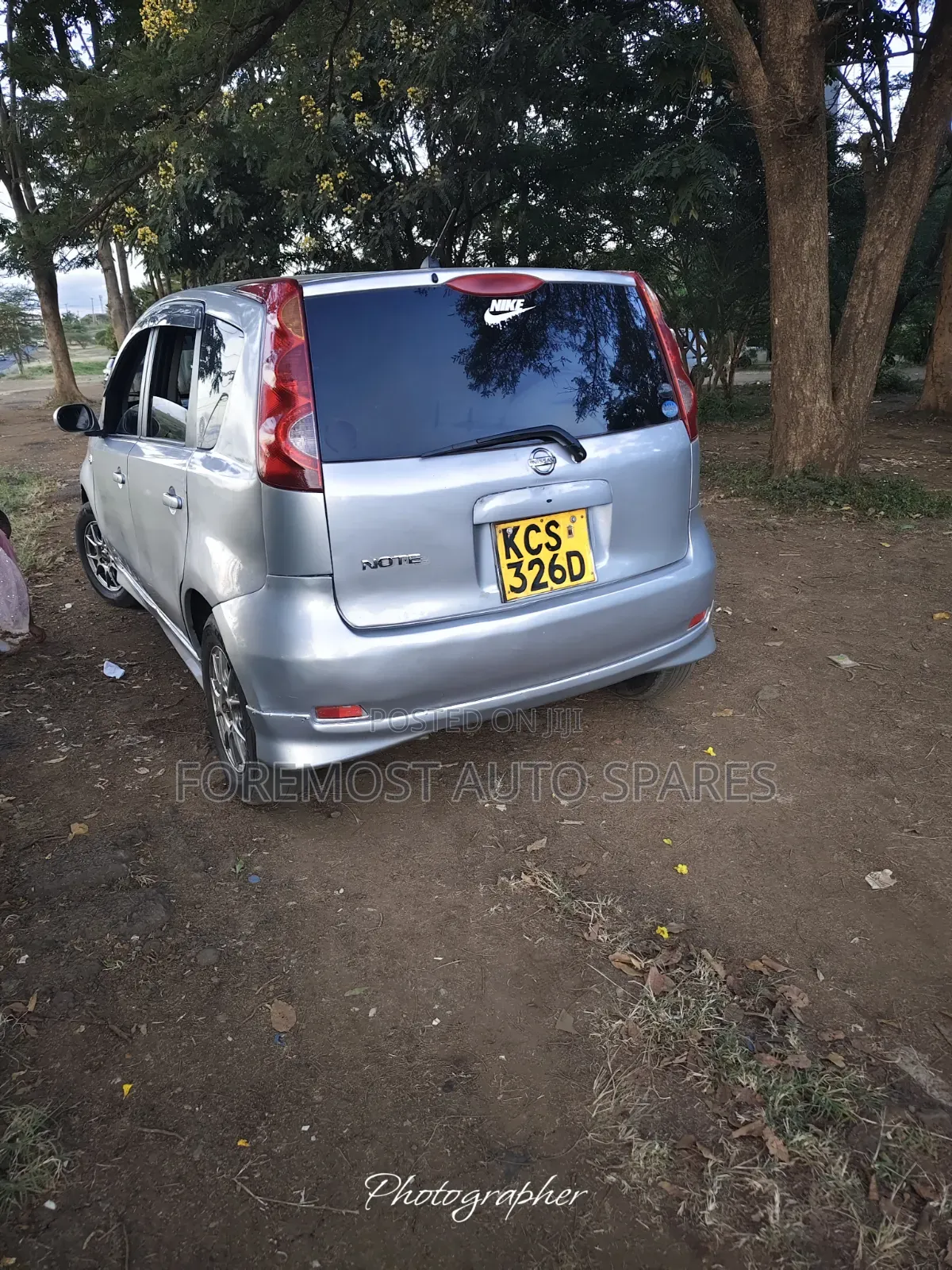 Nissan Note 1.4 2011 Silver