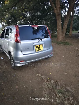 Nissan Note 1.4 2011 Silver