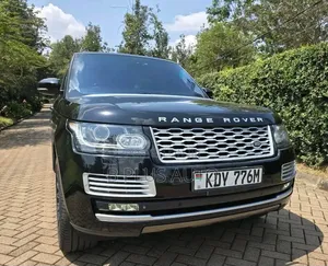 Land Rover Range Rover Vogue 2014 Black