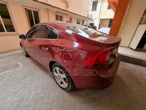 Volvo S60 2011 Red
