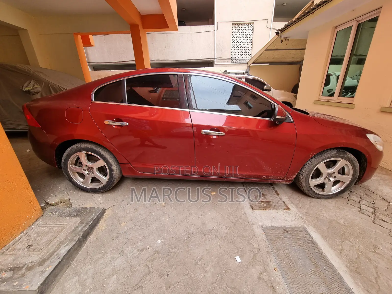 Volvo S60 2011 Red