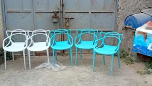 Modern Plastic Dinning Chairs