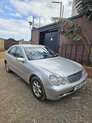 Mercedes-Benz C200 2002 Silver