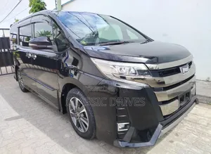 Toyota Noah 2019