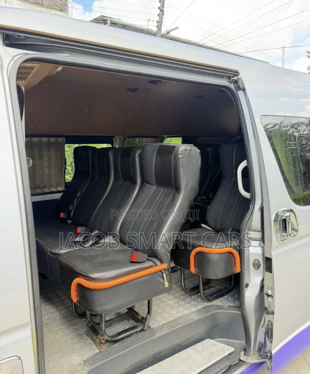 Toyota HiAce 2019 Silver