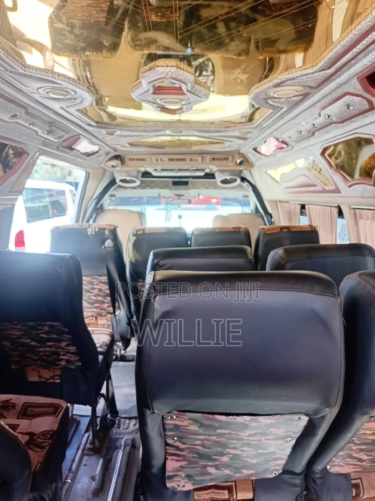 Toyota HiAce 2018 White