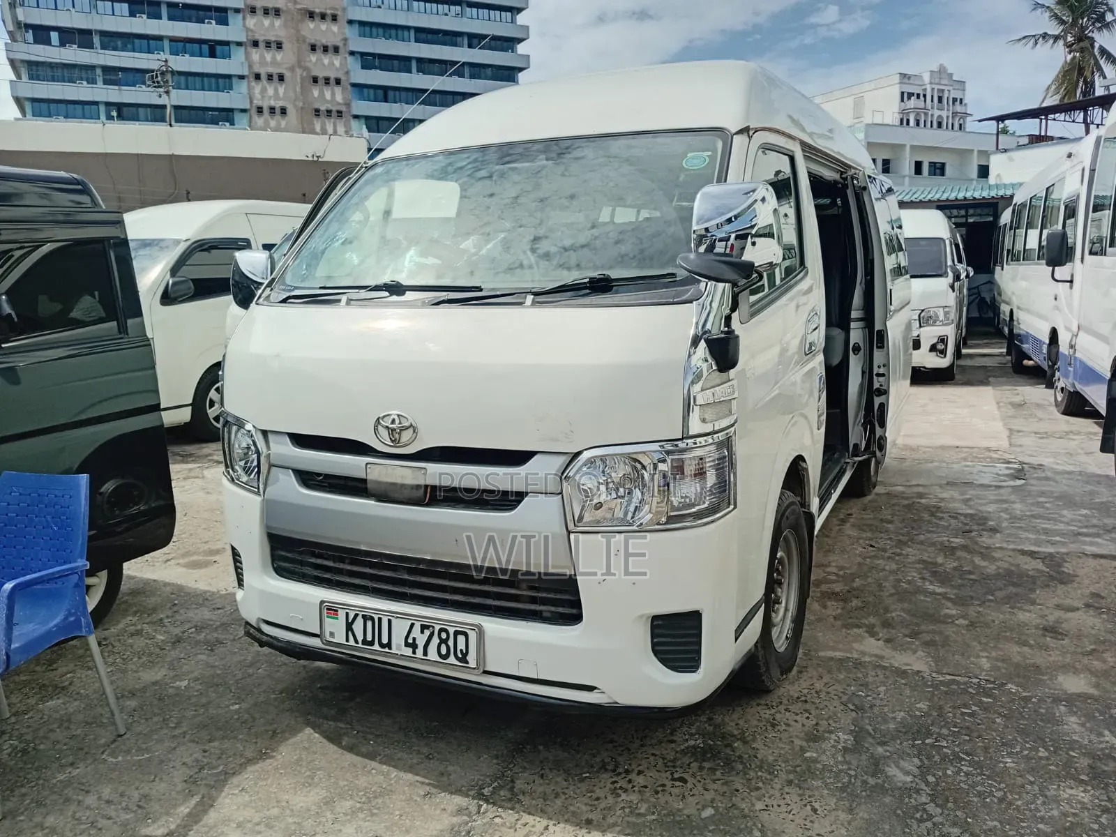 Toyota HiAce 2018 White