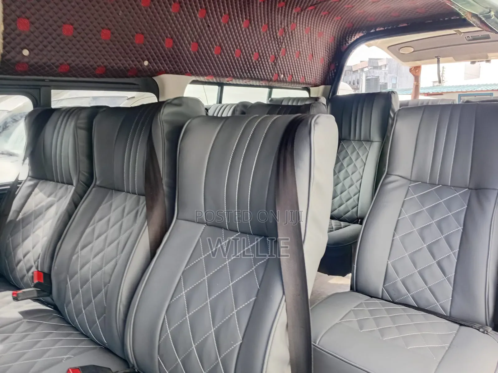 Toyota HiAce 2018 White