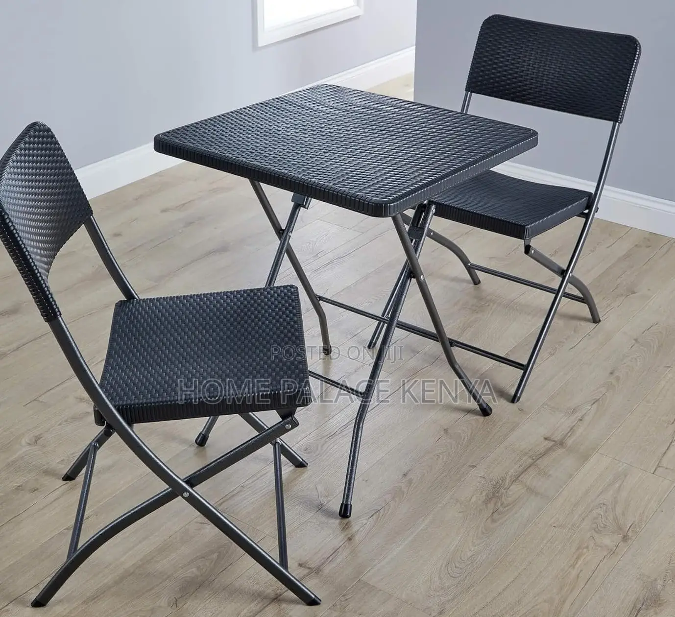 Foldable Table: Rattan Imitation Plastic Trestle Table