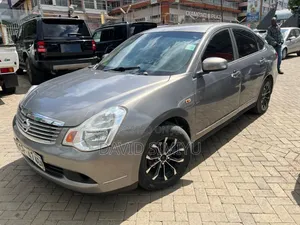 Nissan Bluebird 2010 Silver