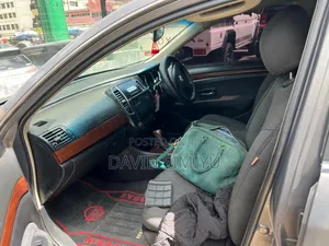 Nissan Bluebird 2010 Silver