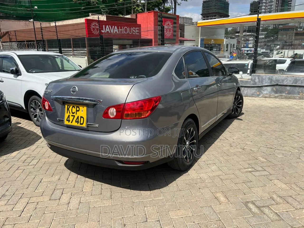 Nissan Bluebird 2010 Silver