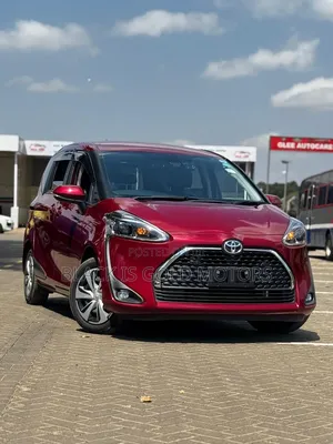 Toyota Sienta 2020 Red