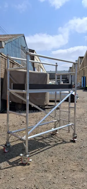 Aluminium Scaffolding Ladder – Premium Construction Access System