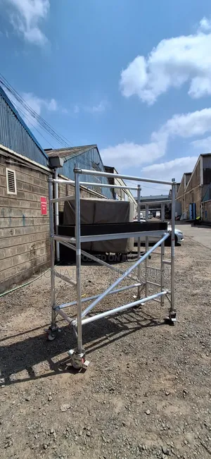 Aluminium Scaffolding Ladder – Safe Height Access Solution