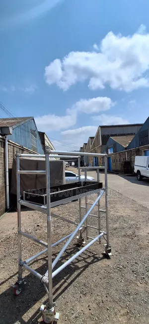 Aluminium Scaffolding Ladder – Safe Height Access Solution