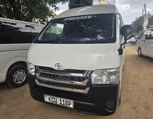 Toyota HiAce 2011 White