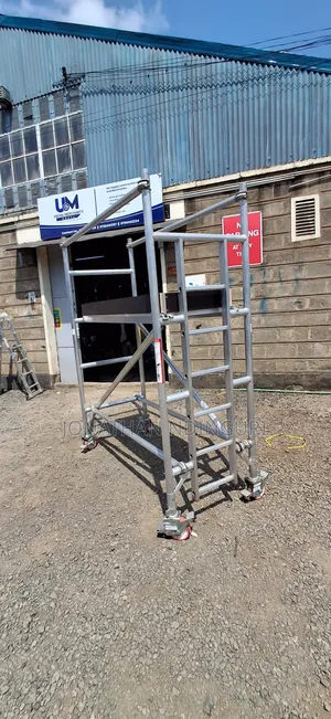 Aluminium Scaffolding Ladder – Multi-Purpose Industrial Scaffold