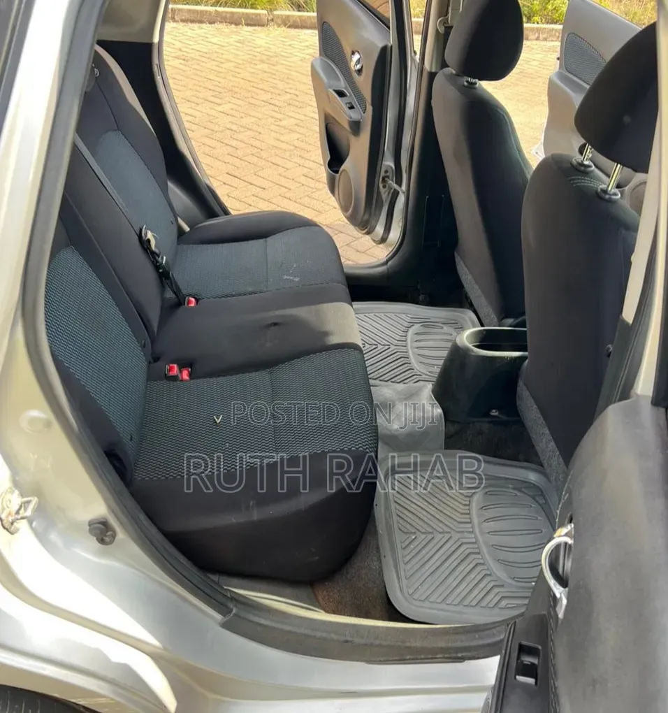 Nissan Note 2013 Silver