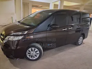 Nissan Serena 2016 Brown