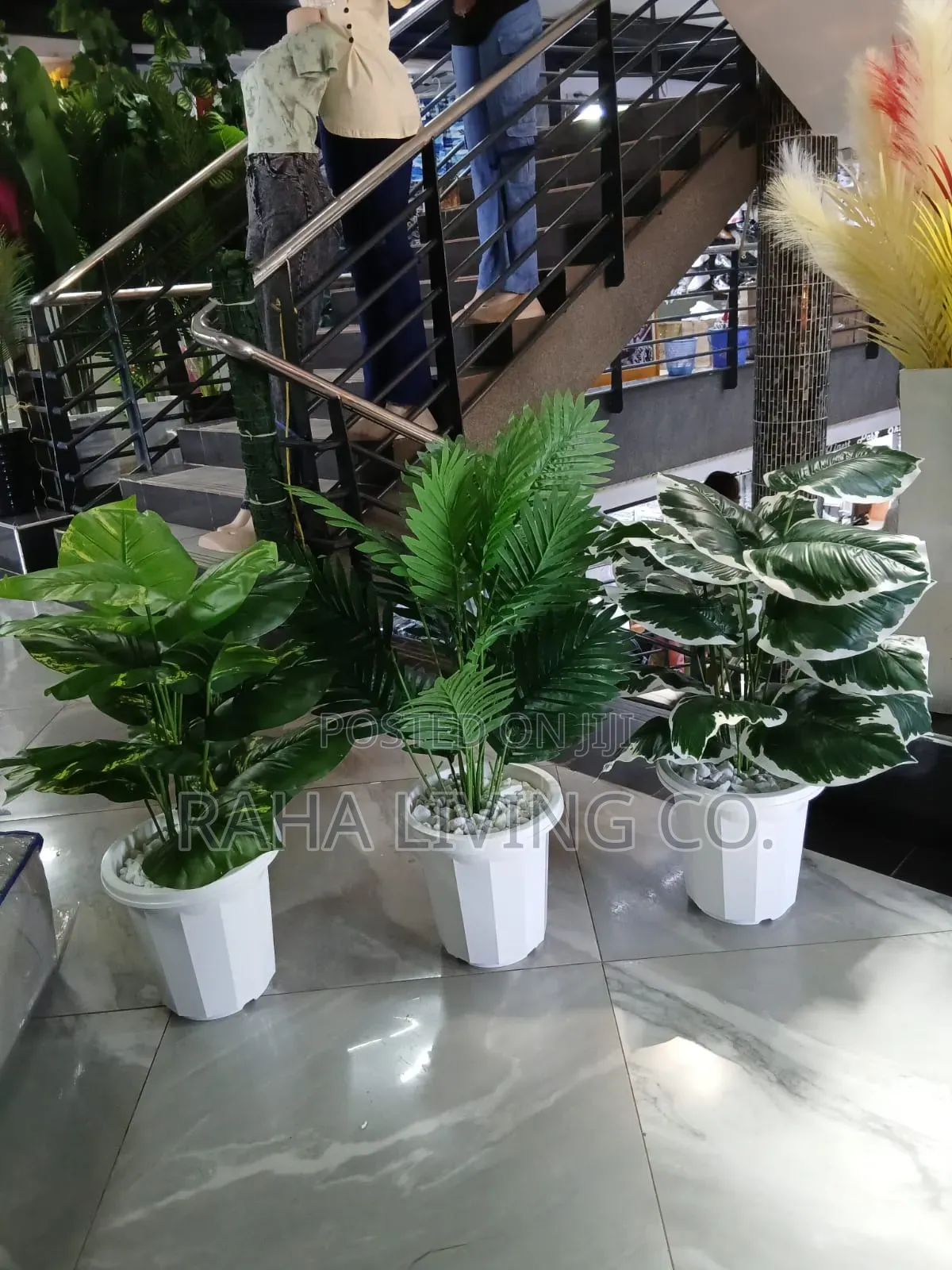 Artificial Plant With Vase Pebbles | With/Without Stand