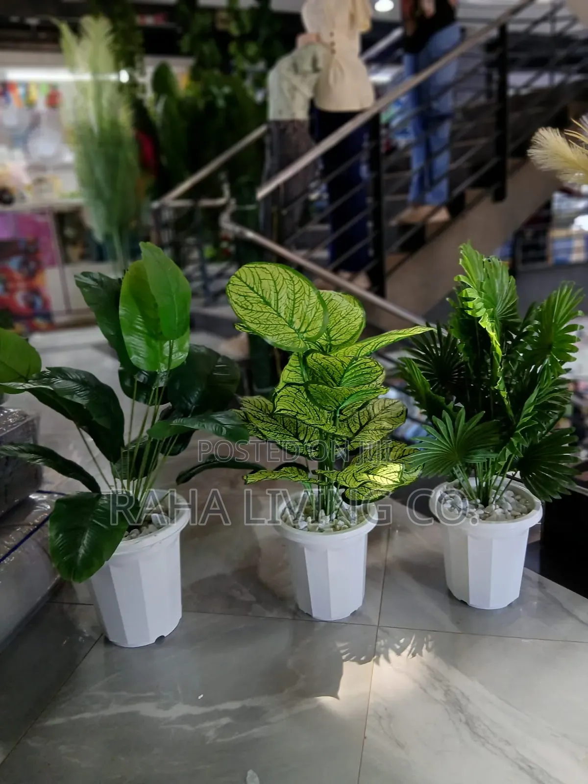Artificial Plant With Vase Pebbles | With/Without Stand