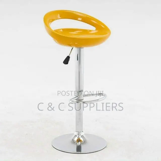 Plastic Face Lift Bar Stool