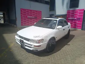 Toyota Corolla 1992 White