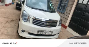 Toyota Noah 2012 White