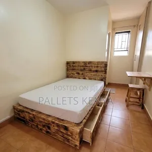 5×6 Pallet Bed With Drawers – Strong Wooden Bed. 887