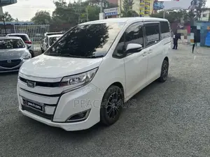 Toyota Noah 2019 White
