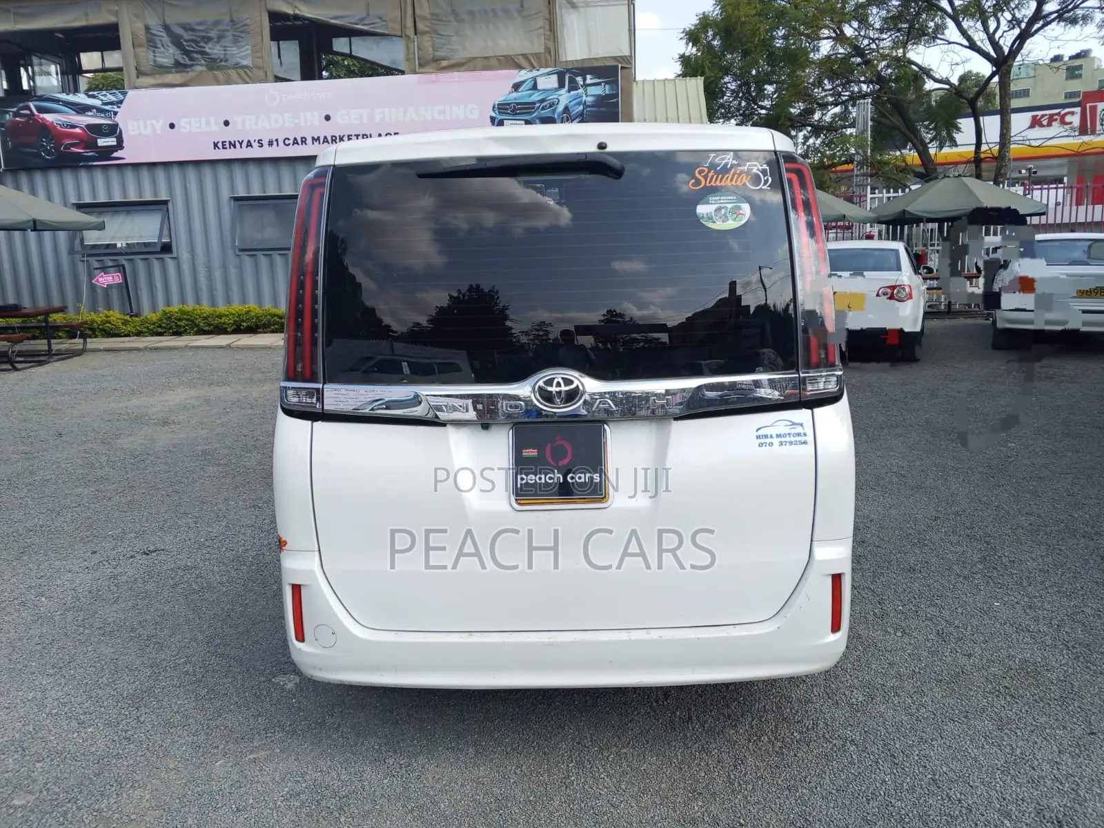 Toyota Noah 2019 White