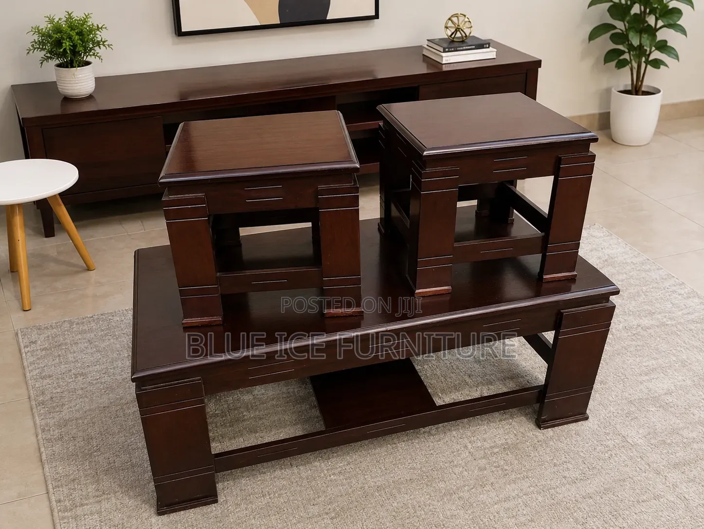 Wooden Coffee Table With 2 Side Stool