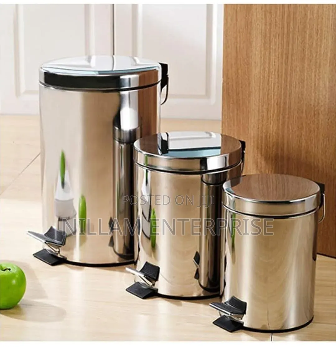 Stainless Steel Pedal Dustbin With Plastic Inner Bucket