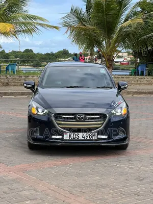 Mazda Demio 2016 Blue